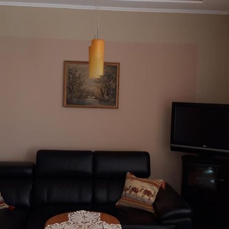 Ildi Apartman Денешдиаш Экстерьер фото