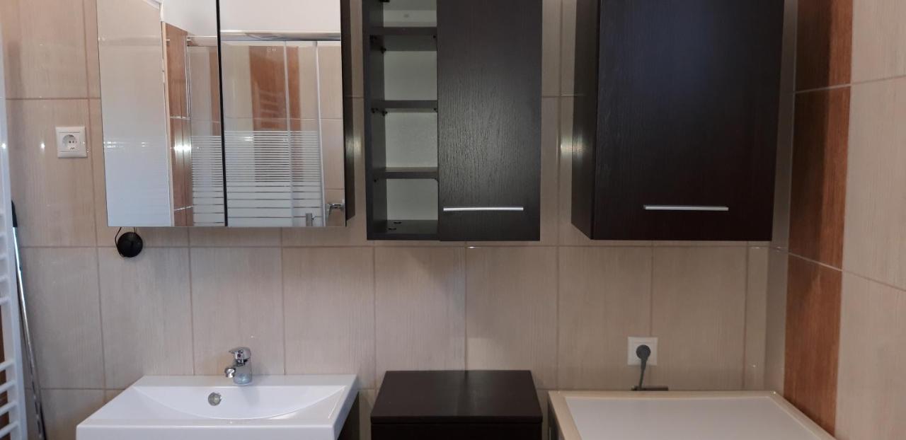 Ildi Apartman Денешдиаш Экстерьер фото