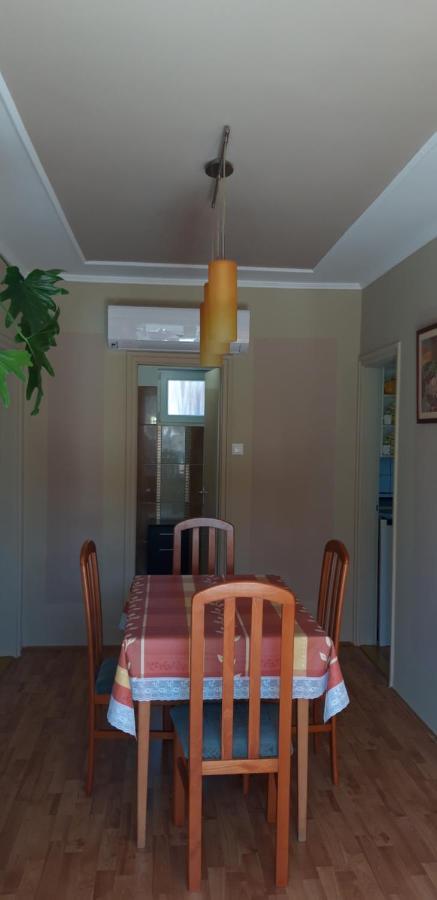 Ildi Apartman Денешдиаш Экстерьер фото